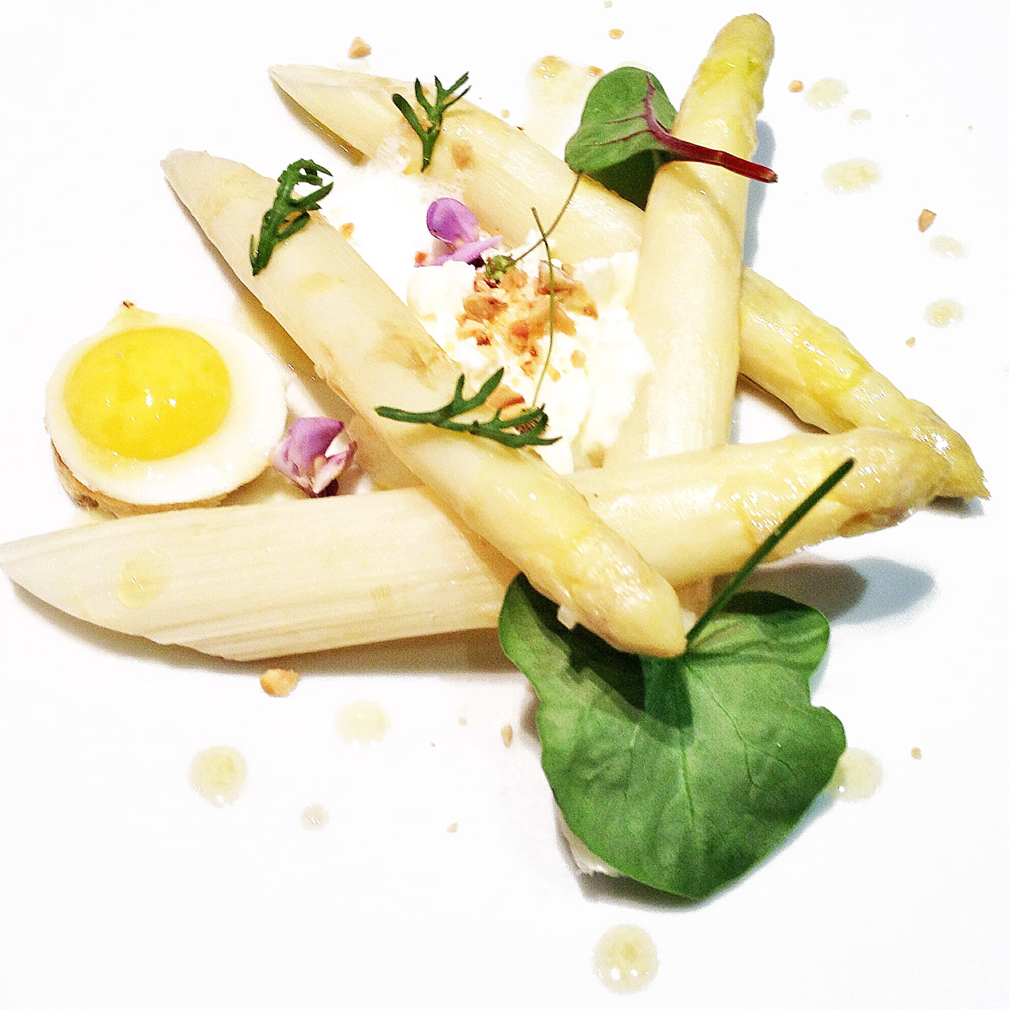 asparagi bianchi