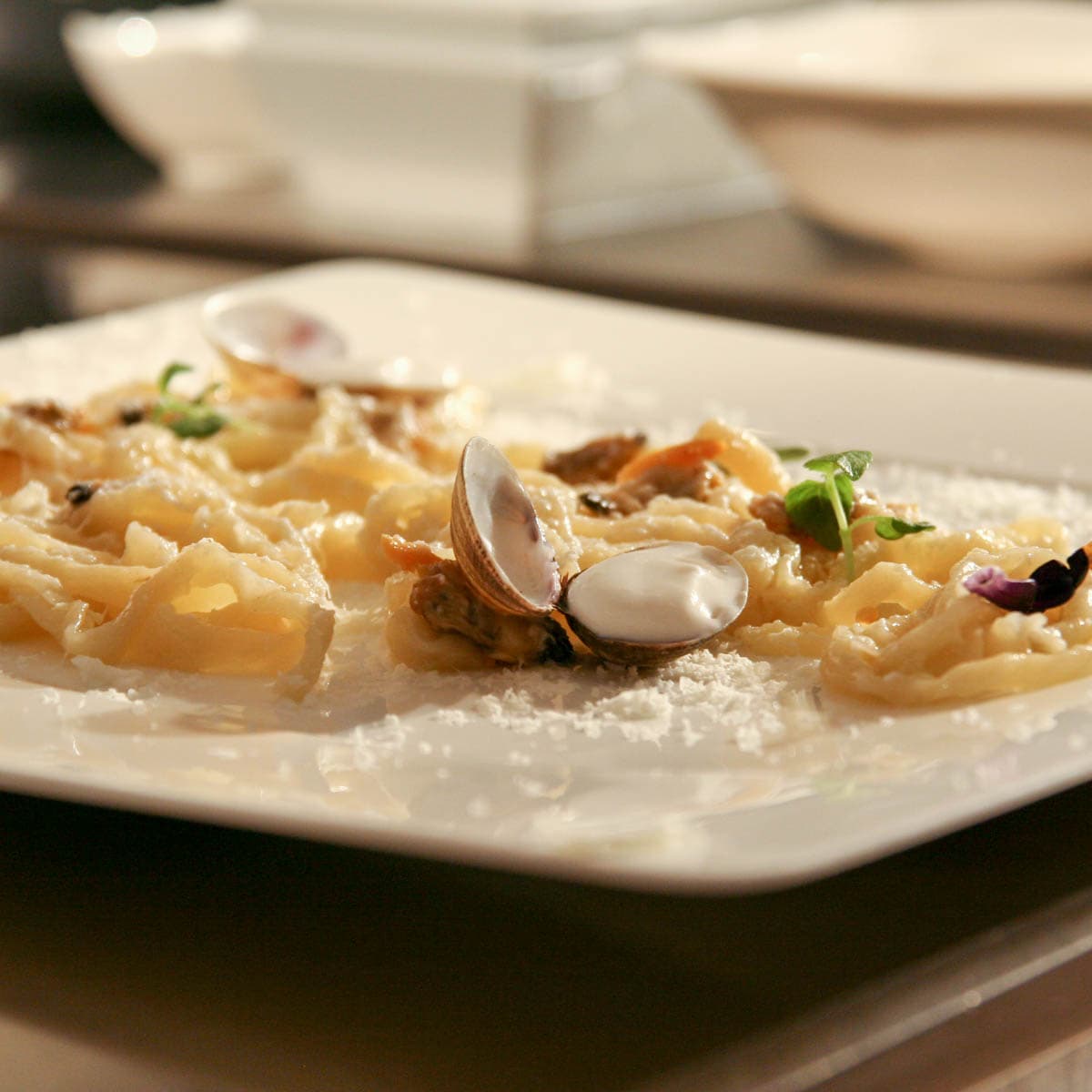 Riccardo Monco - Pici di pane, vongole, mozzarella