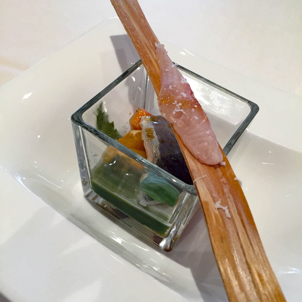 Mozzarella, salmone, ortica