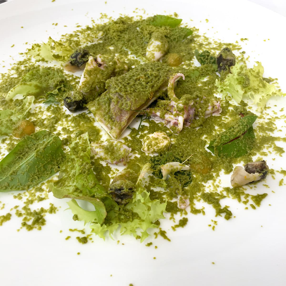 Bollito di murici e orecchio di maiale