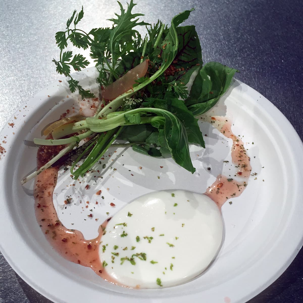Rose Green - Mazzetto di erbe con kefir