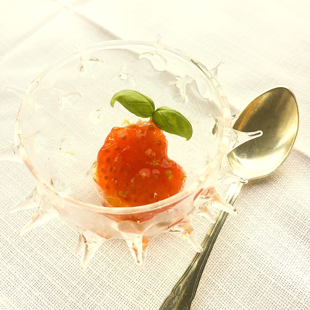 Cuore di pomodoro, limone, olio