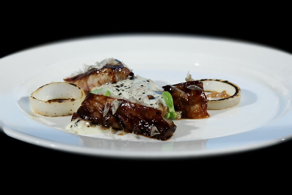 Pesce, malto fermentato, mozzarella di bufala, aglio