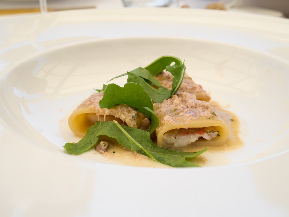 Paccheri, burro acido, triglia