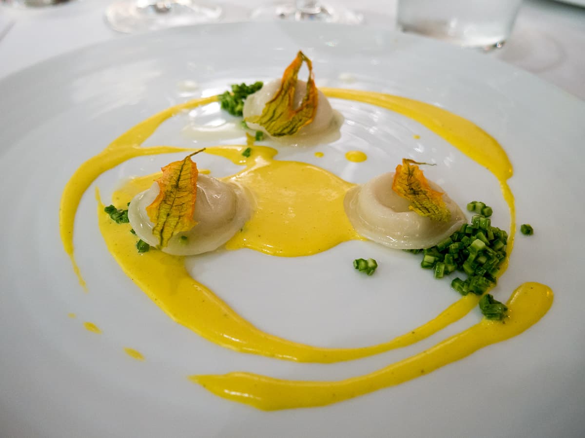 Marcello Corrado, bottoni di pasta cotta ripieni di baccalà mantecato