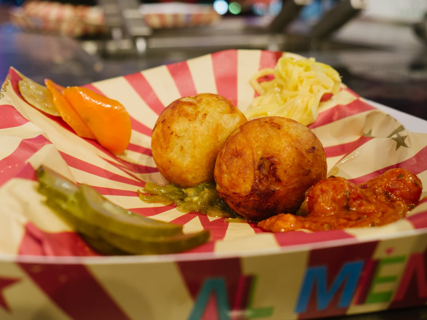 Garima Arora - Duckoyaki e pickles