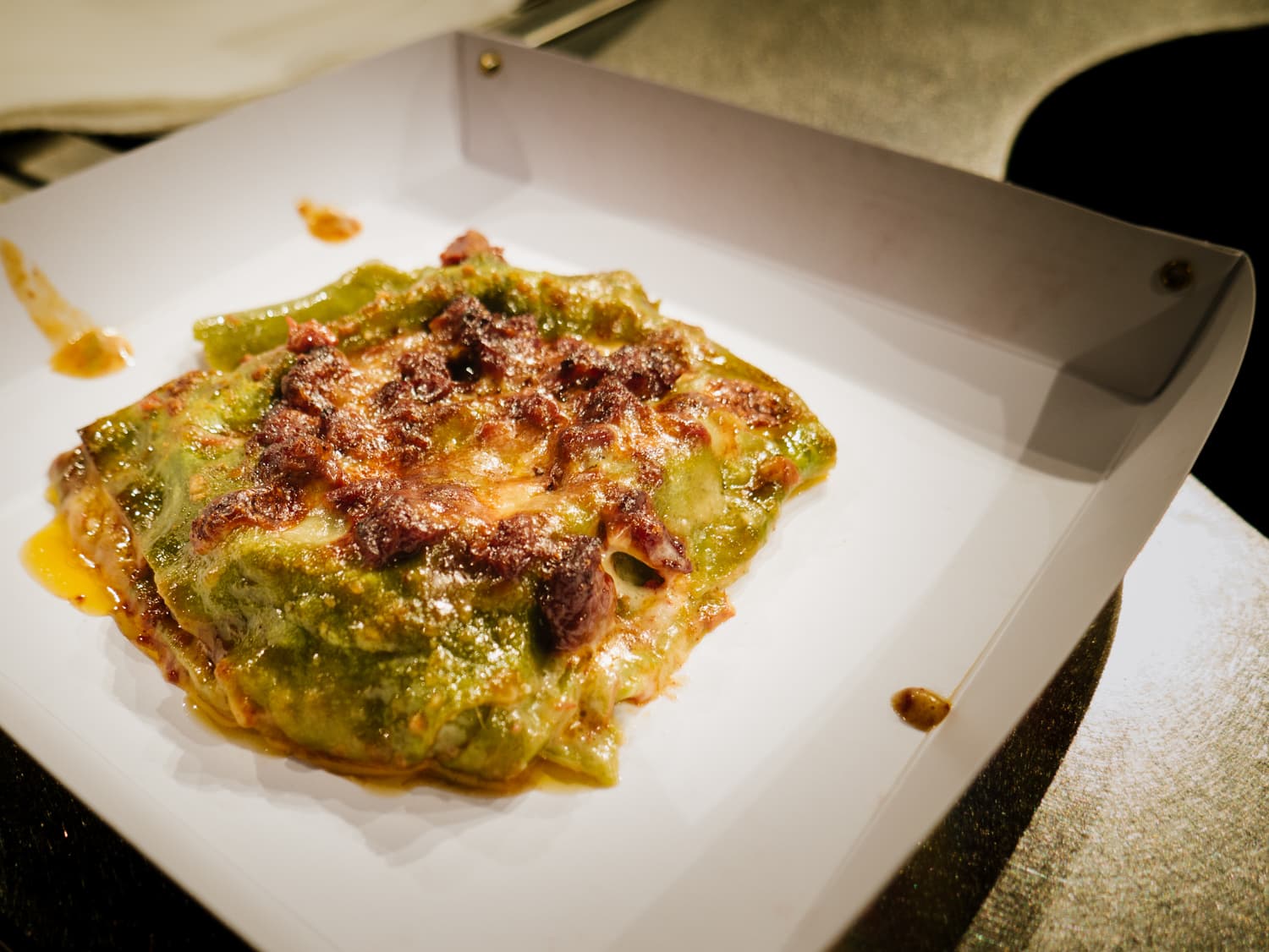 Fabio Rossi - Lasagnetta di sfoglia verde, ragù di manzo al coltello e pecorino