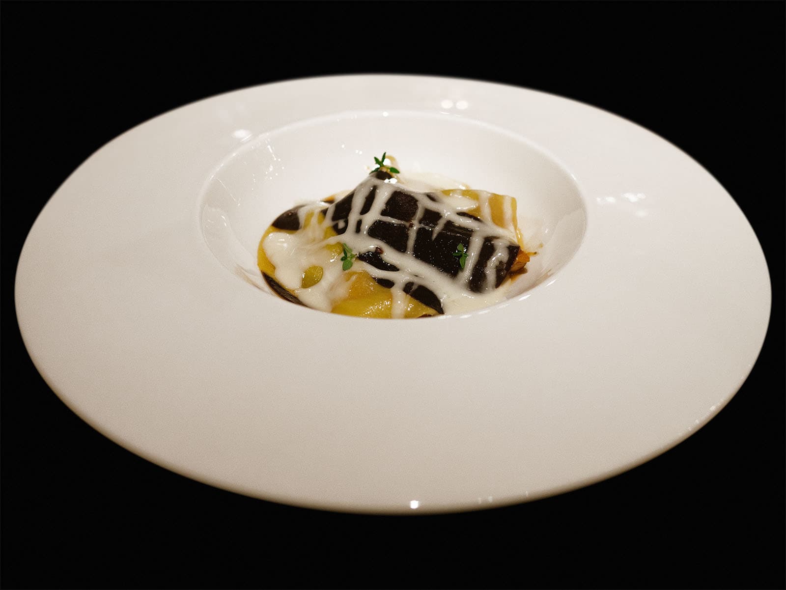 Enoteca Pinchiorri - Sugo di gallina, tuorlo d'uovo marinato